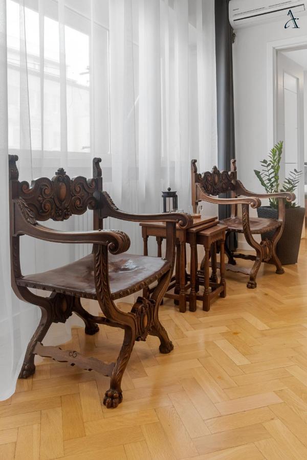 Rentforcomfort Coquette 1Bdr Calea Victoriei Bukarest Eksteriør billede